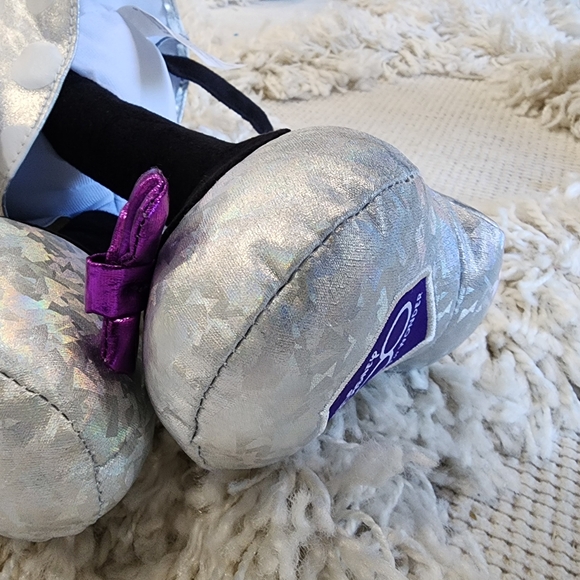 Disney 100years of Wonder Large Mickey & Minnie plush - Picture 12 of 16